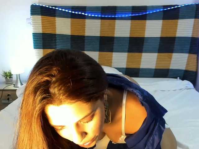 kisszafira live cam on BongaCams