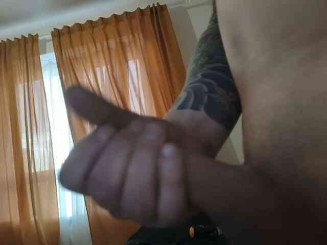 Msk011188 Live Webcam on BongaCams