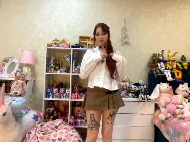 LubaKrone's BongaCams show and profile