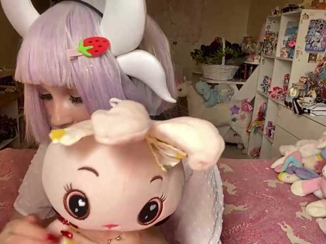 LubaKrone live cam on BongaCams