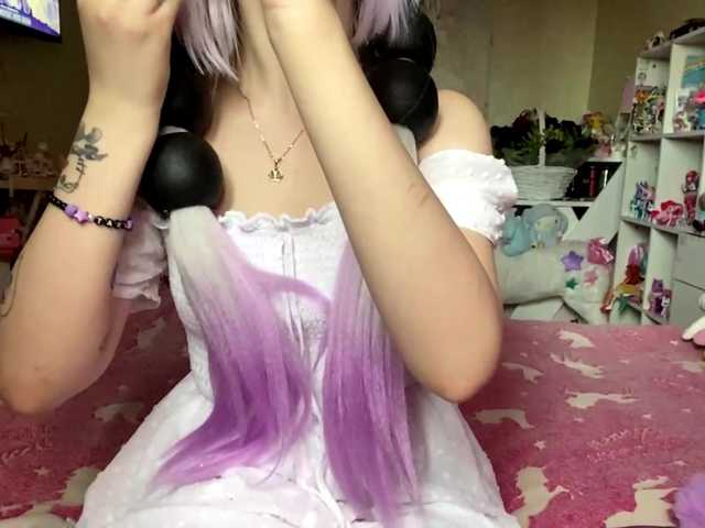 LubaKrone live cam on BongaCams