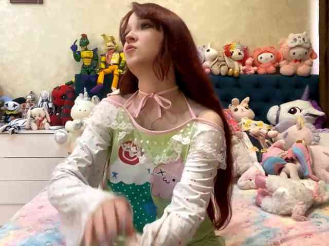 LubaKrone webcam