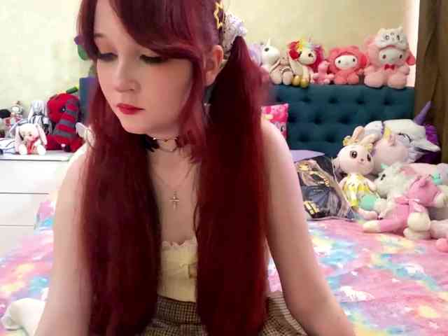 LubaKrone webcam