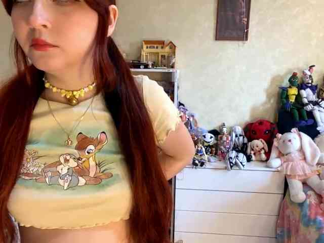 LubaKrone webcam