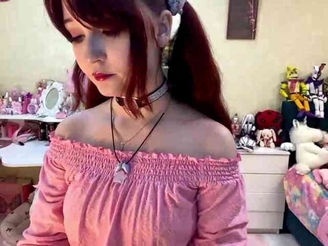 LubaKrone webcam