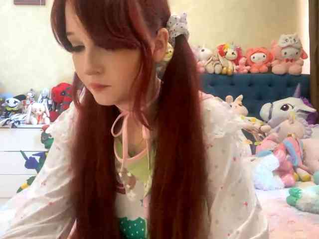 LubaKrone webcam