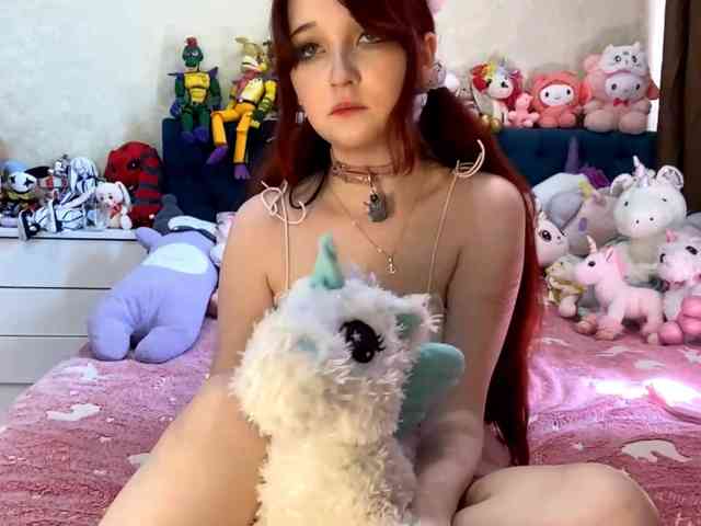 LubaKrone webcam