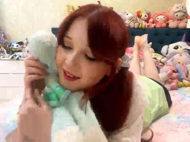 LubaKrone webcam