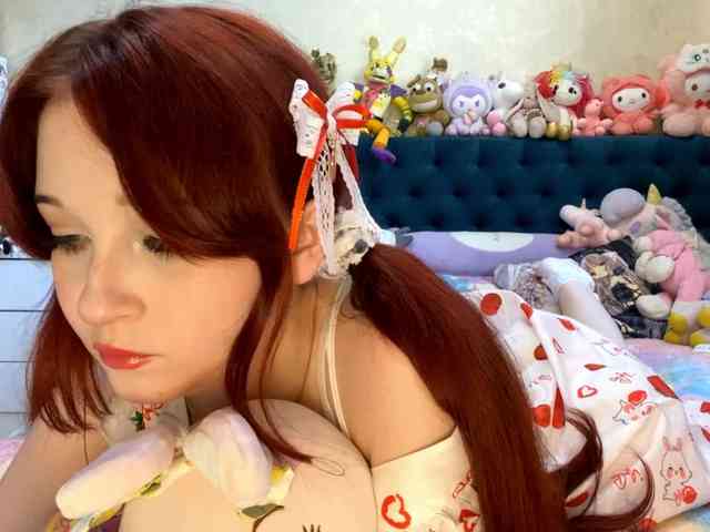 LubaKrone webcam