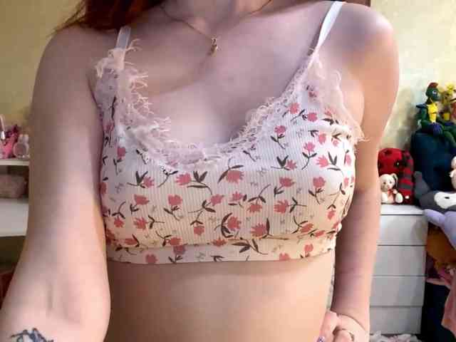 LubaKrone webcam