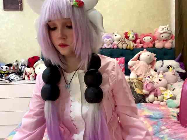 LubaKrone webcam