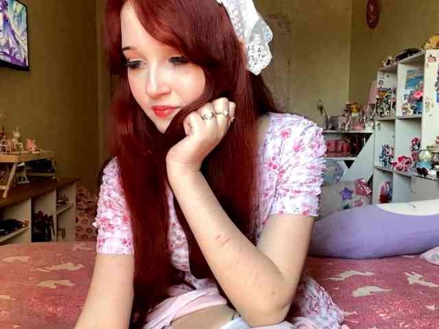 LubaKrone webcam