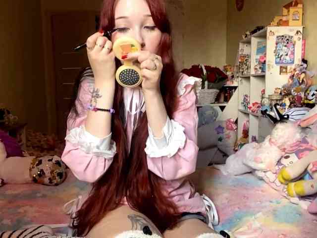 LubaKrone webcam