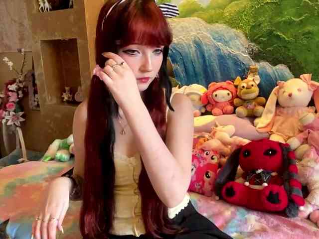 LubaKrone webcam