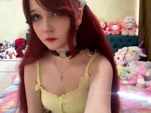 LubaKrone webcam