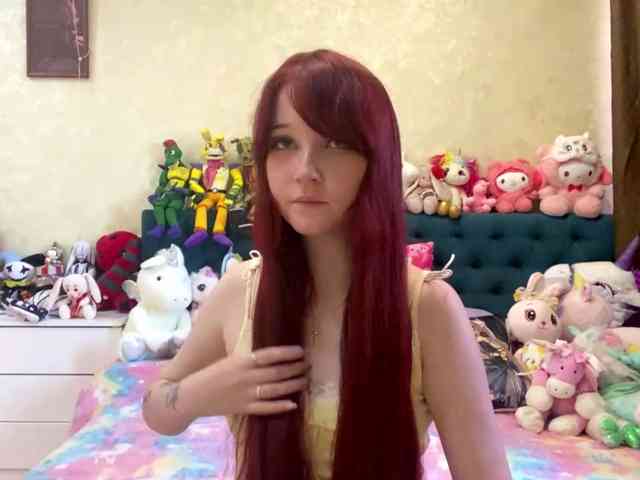 LubaKrone webcam