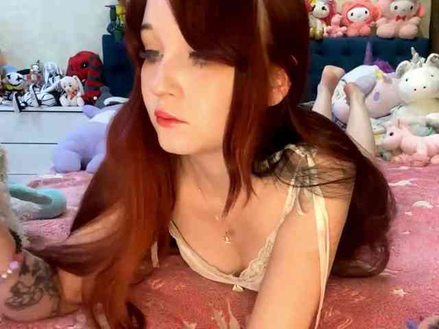 LubaKrone webcam