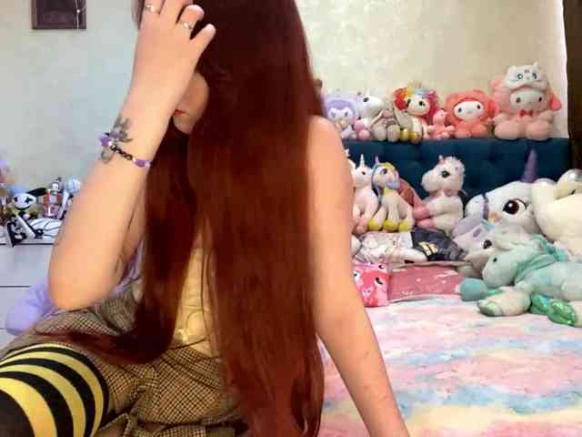 LubaKrone webcam