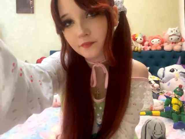 LubaKrone webcam