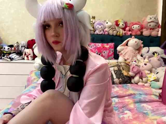 LubaKrone webcam