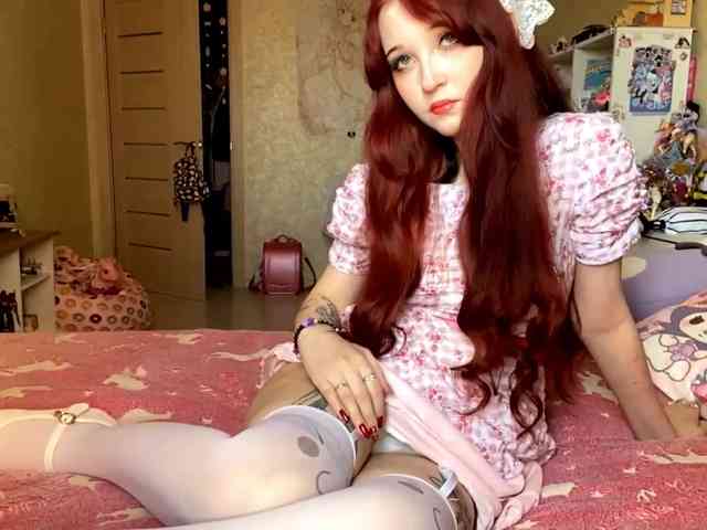 LubaKrone webcam