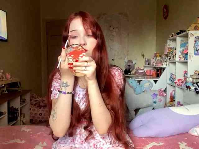 LubaKrone webcam