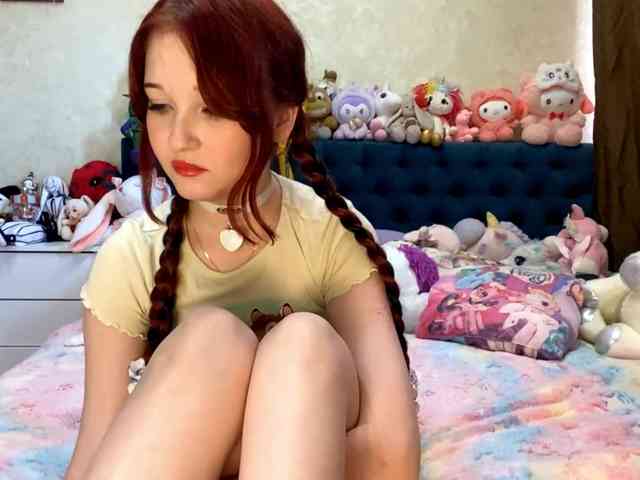 LubaKrone webcam