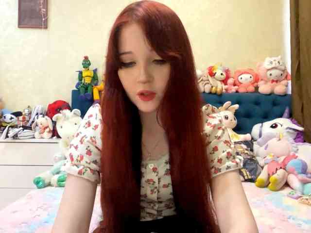 LubaKrone webcam