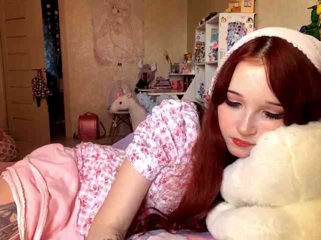 LubaKrone webcam