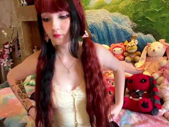 LubaKrone webcam
