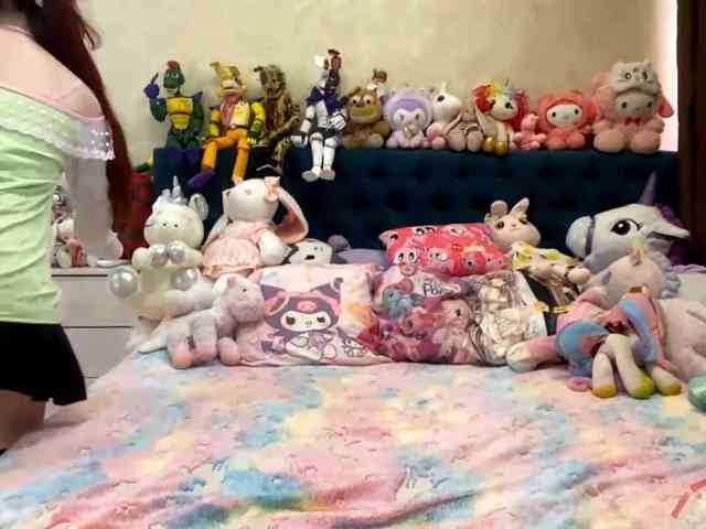 LubaKrone webcam