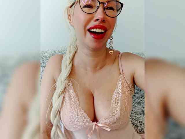 LaymaFlay webcam