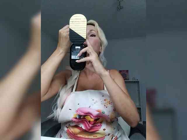 LaymaFlay webcam