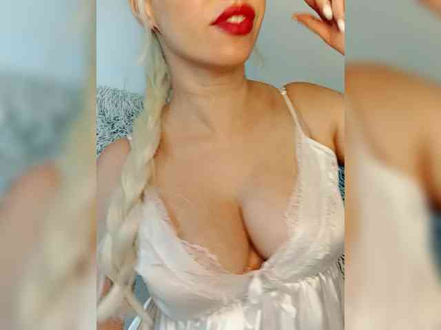 LaymaFlay webcam