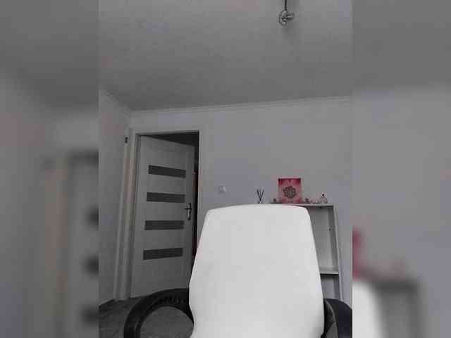 LaymaFlay webcam