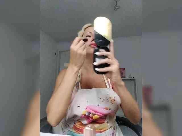 LaymaFlay webcam
