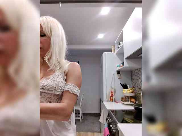 LaymaFlay webcam