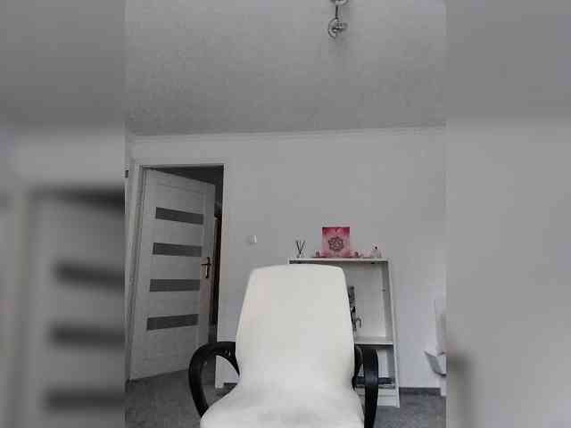 LaymaFlay webcam
