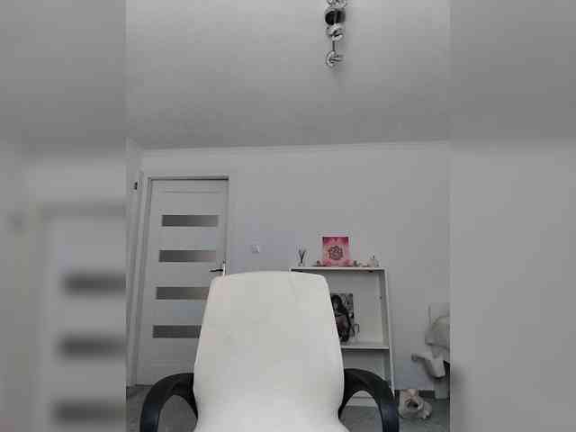 LaymaFlay webcam