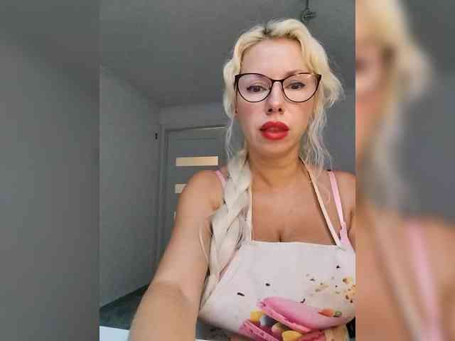 LaymaFlay webcam