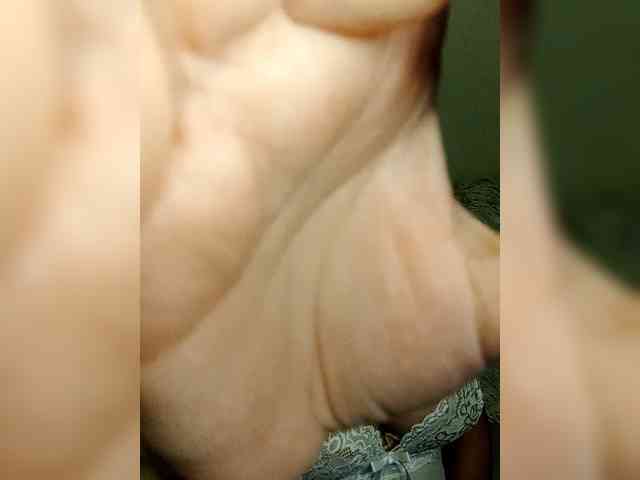 LaymaFlay webcam