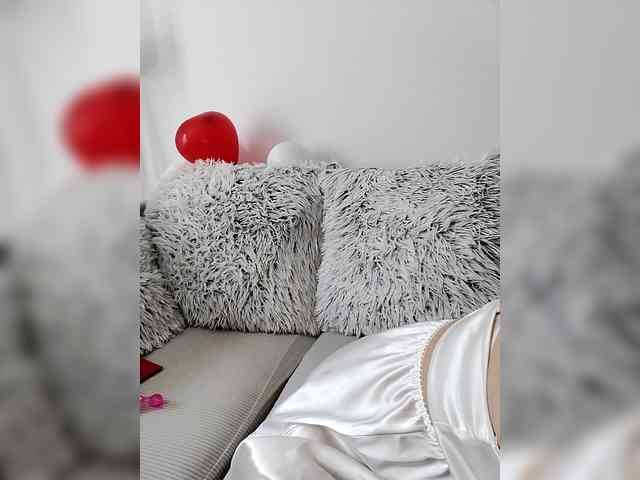 LaymaFlay webcam