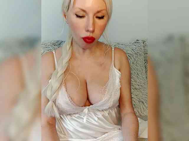 LaymaFlay webcam