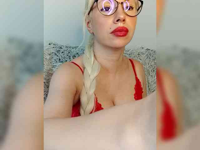 LaymaFlay webcam