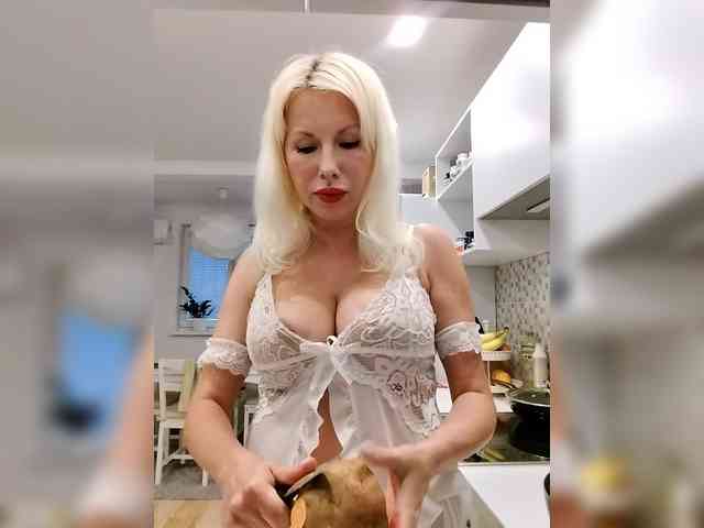 LaymaFlay webcam