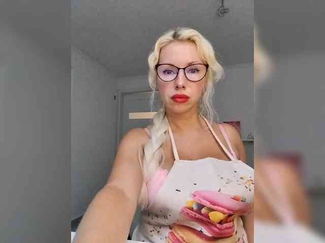 LaymaFlay webcam