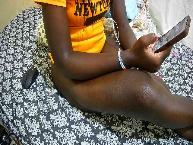 just-khadija webcam