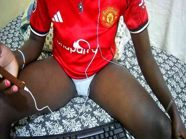 just-khadija webcam