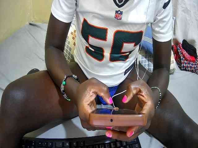 just-khadija webcam