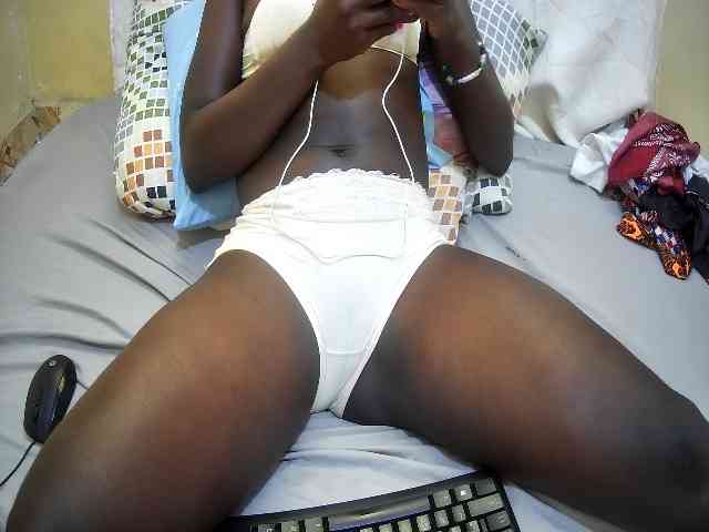 just-khadija webcam